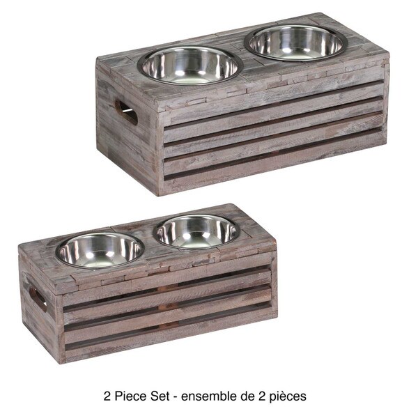 Wooden pet dishes